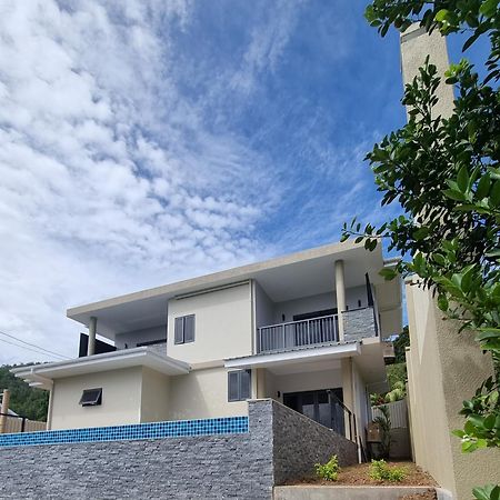 Tranquility Villas Baie Sainte Anne エクステリア 写真