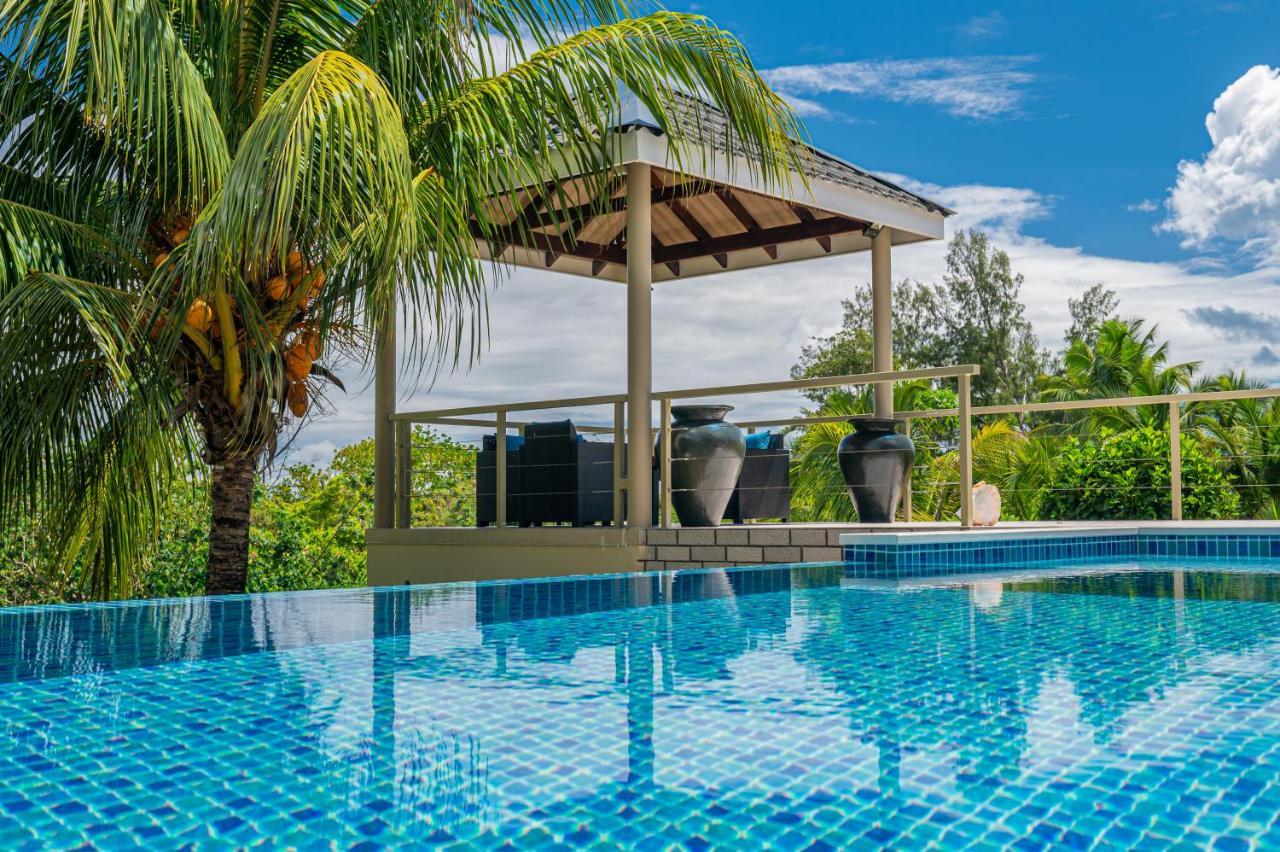 Tranquility Villas Baie Sainte Anne エクステリア 写真