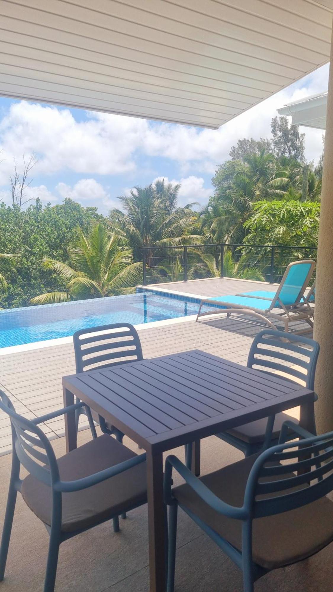 Tranquility Villas Baie Sainte Anne エクステリア 写真