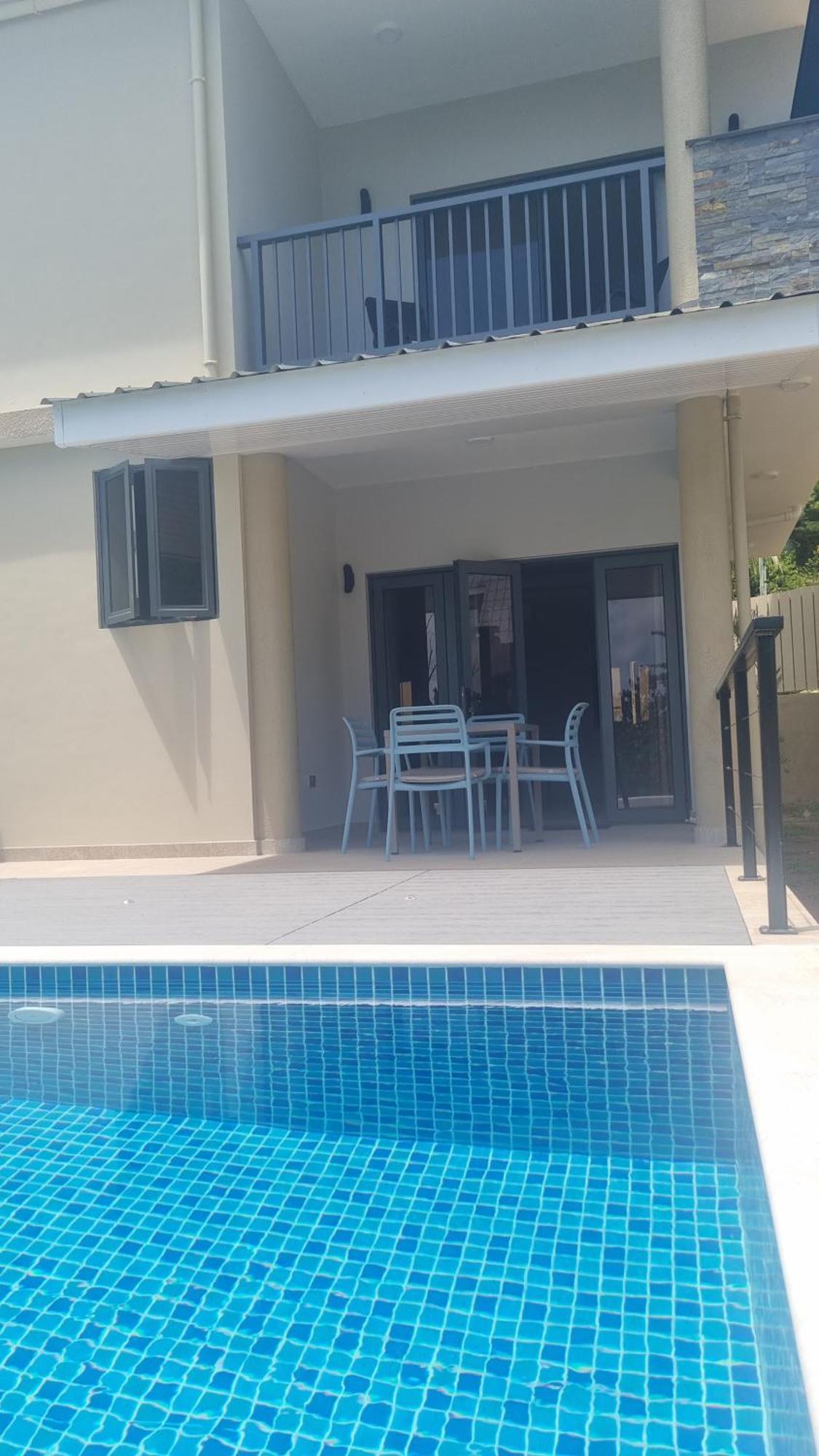 Tranquility Villas Baie Sainte Anne エクステリア 写真