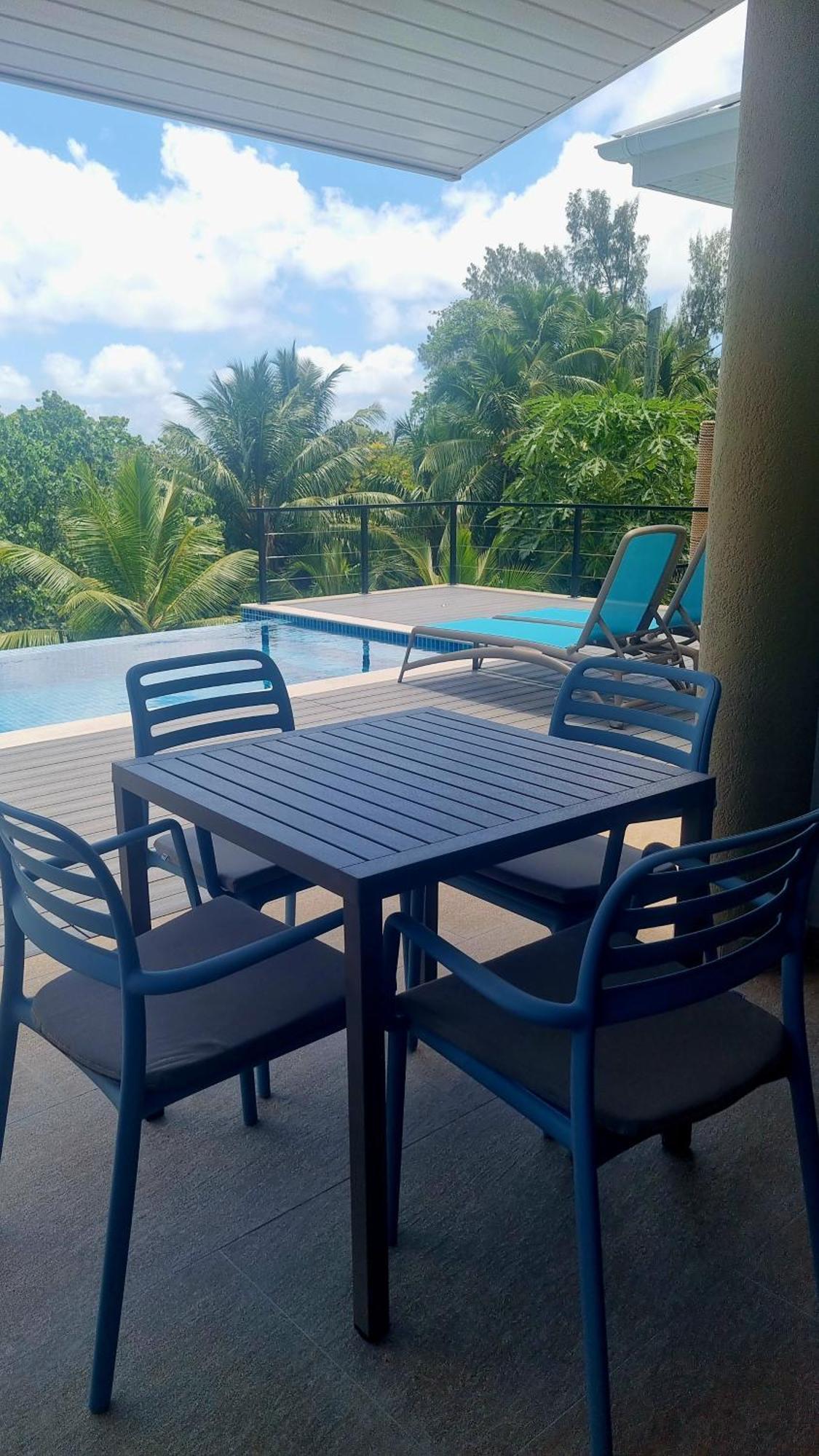Tranquility Villas Baie Sainte Anne エクステリア 写真