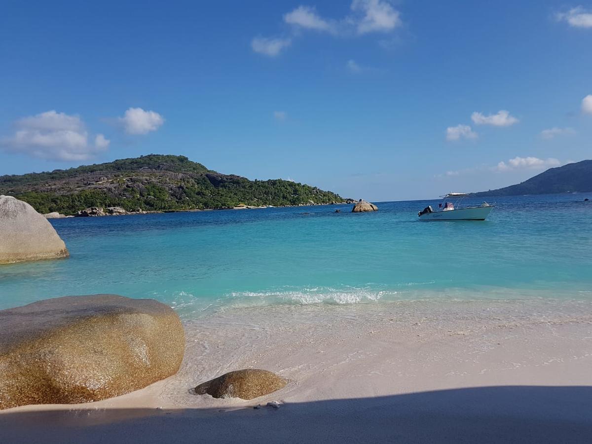 Tranquility Villas Baie Sainte Anne エクステリア 写真