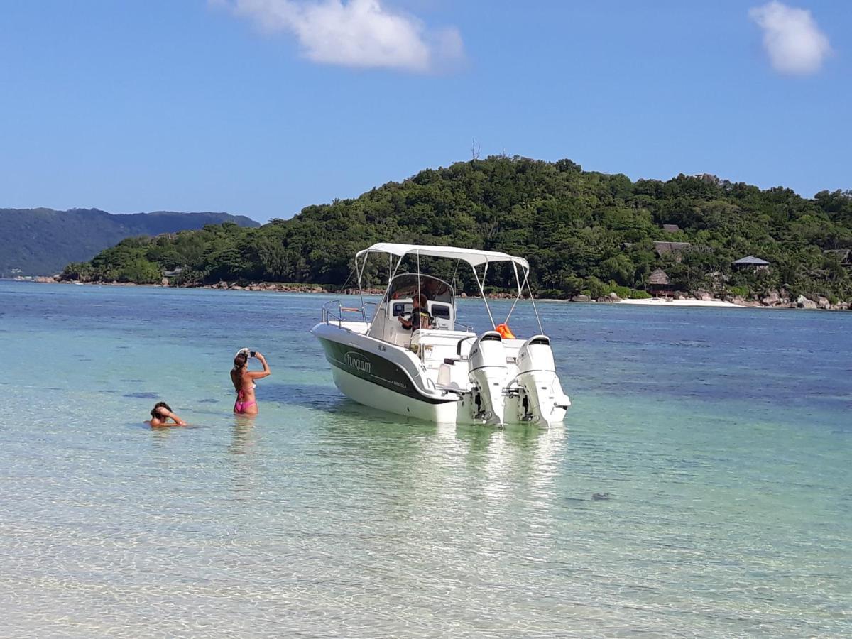 Tranquility Villas Baie Sainte Anne エクステリア 写真